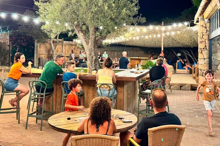 Campingplatz Kevano Plage, 4-Sterne Pianottoli Caldarello Terrassenbar