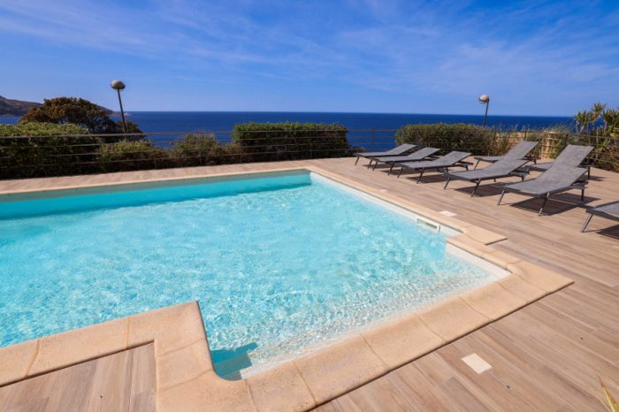 3-Sterne Hotel Calvi Le Saint Erasme Korsika Pool