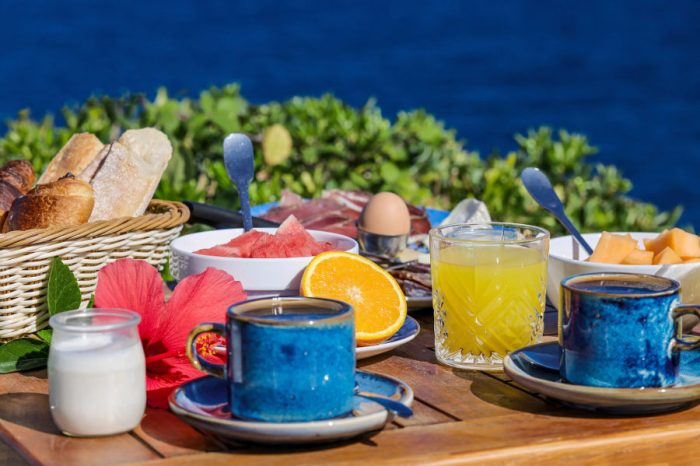 3-Sterne Hotel Le Saint Erasme Calvi Korsika Fruehstueck