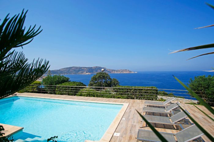 3-Sterne Hotel Le Saint Erasme Calvi Korsika Pool