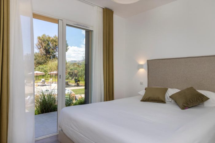 hotel-les-lentisques-3-étoiles-cargese-villa-chambre-queen