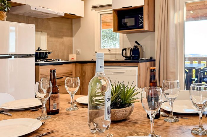 La Vetta Feriendorf 4 Campingplatz 4 Wohnzimmer mit 3 Schlafzimmern