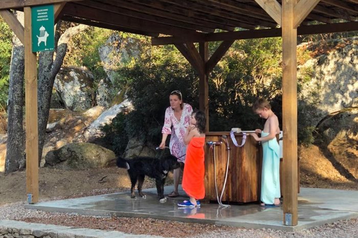 La Vetta Feriendorf Campingplatz 4-sterne Hundedusche